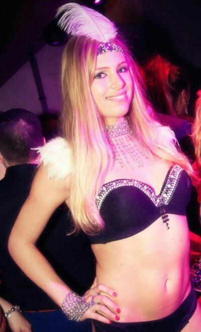 Striptease Angelyna